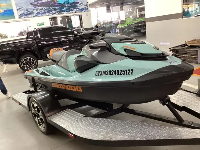 Jet ski wake 170 2024