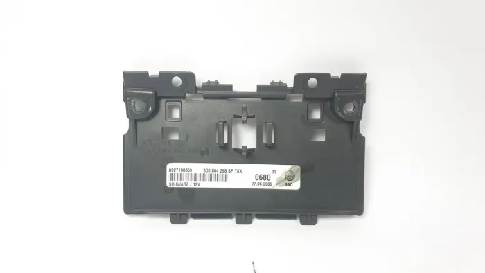 Tampa Interna Porta Treco Volkswagen Passat Cc 2008 A 2012  Preto