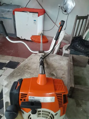 Roçadeira sthil 120