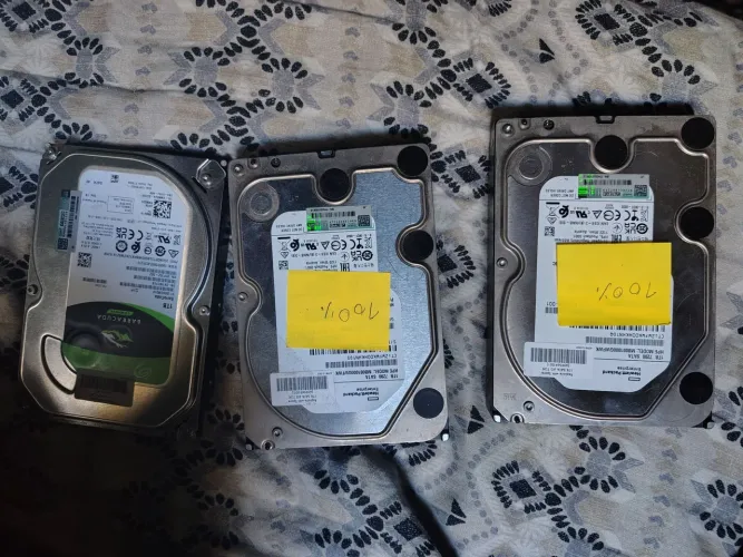 HDs de 1tb e 500gb