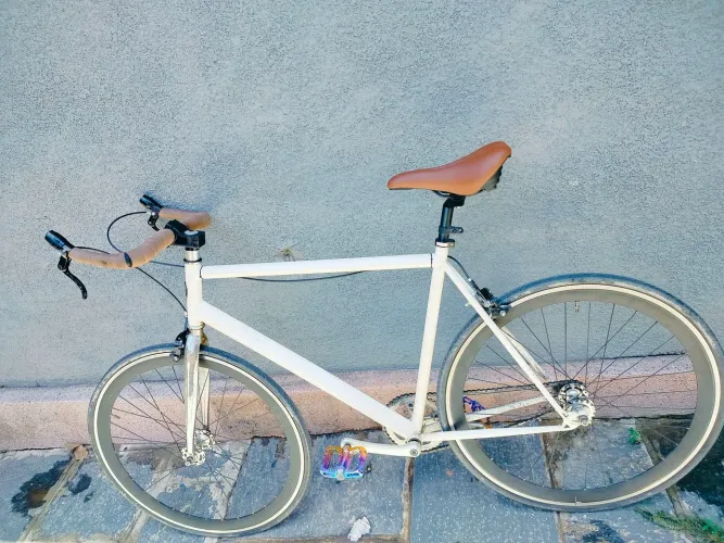 Bike Solé FIXA SINGLE SPEED - IMPORTADO California.