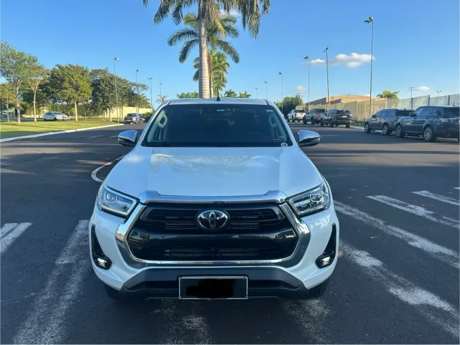 Toyota Hilux CD SRX 4X4 2.8 TDI 16V Diesel Aut. 2022