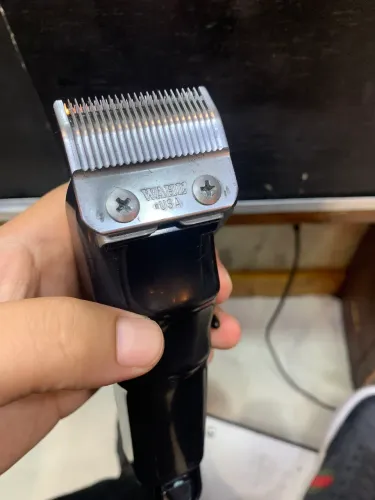 Vende-se 2 Máquinas Wahl super taper 550 cada uma as duas por 1000