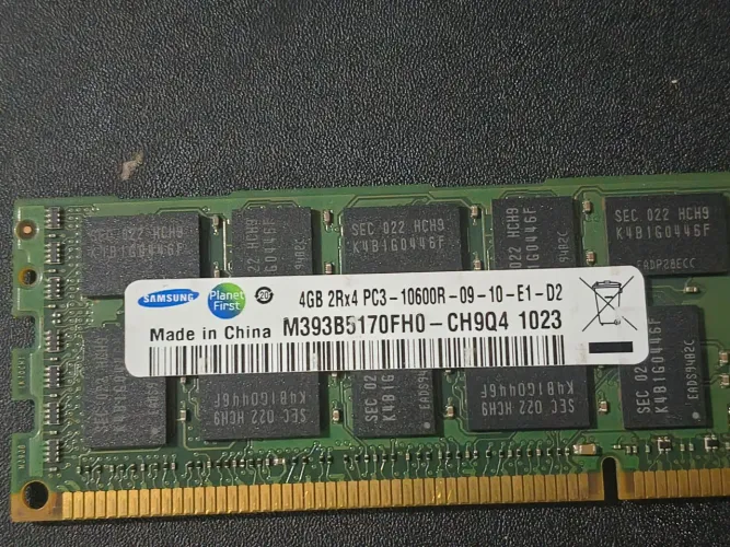 Kit 16GB Memória RAM DDR3 ECC Server / Xeon (4x 4GB) Samsung