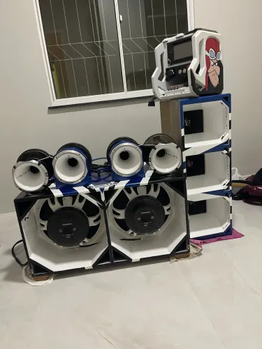 Som de mala automotivo, paredão 