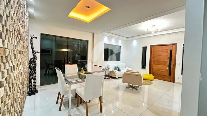Casa com 3 dormitórios à venda, 167 m² por R$ 880.000,00 - Várzea das Moças - Niterói/RJ