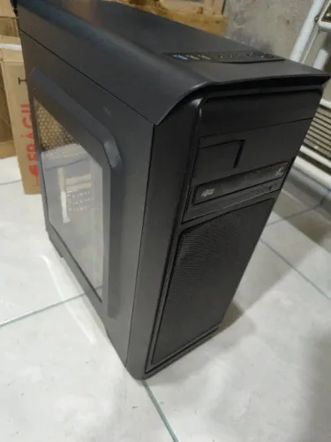 cpu x4 640quad core com placa de vidio gt610 hd160 8gigas fontr 300w 