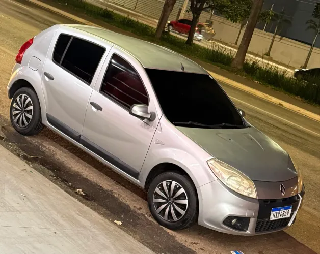 Renault Sandero Expression Hi-flex 1.6 8V 5P 2013