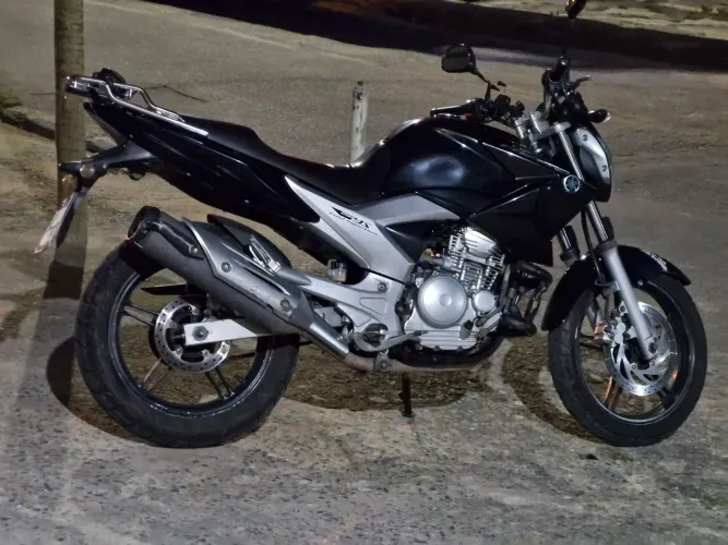 Fazer 250 toda revisada com peças originais