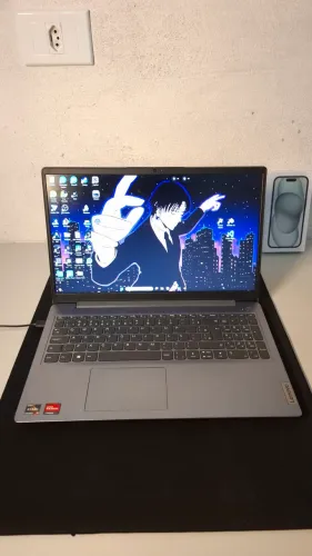 Lenovo IdeaPad 3 Ryzen 7 5700U | 20GB RAM | 700GB | Radeon