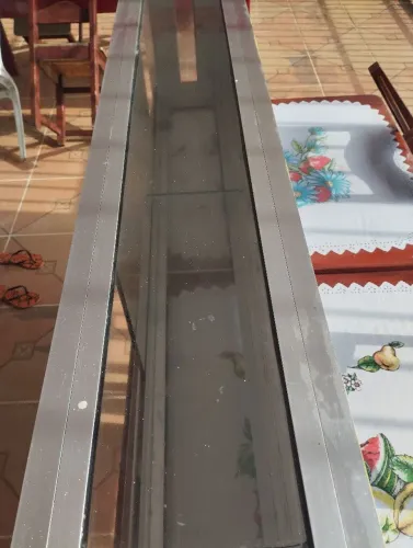 Armário para taças (cristaleira)