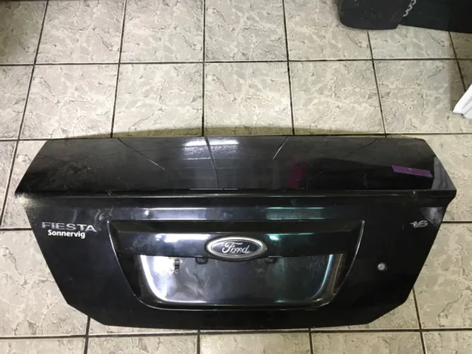 Tampa Traseira Fiesta Sedan 2004 até 2013 Original 