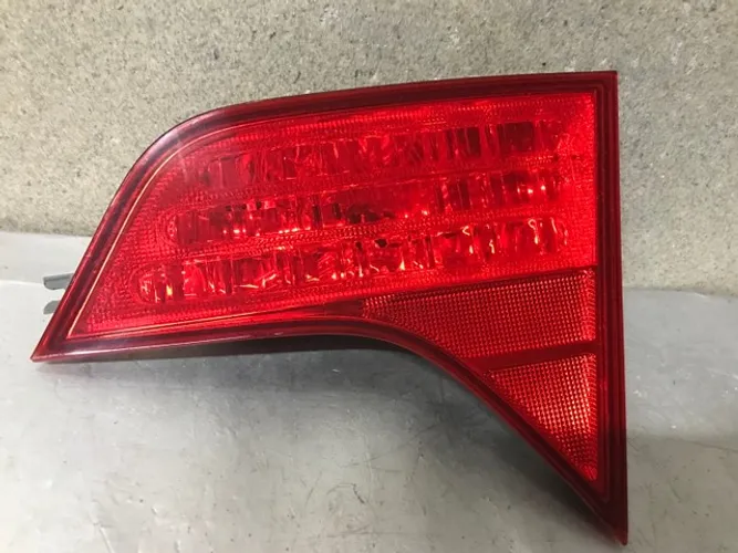 Lanterna tampa traseira Honda New Civic