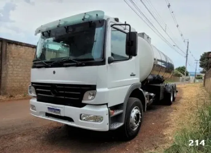 214. Tanque Inox Térmico Mercedes Ano 2011