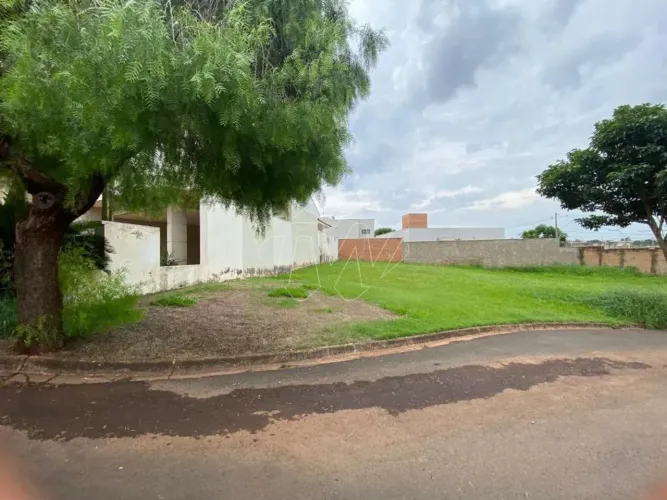 Venda de Terreno / Condomínio na cidade de Araraquara