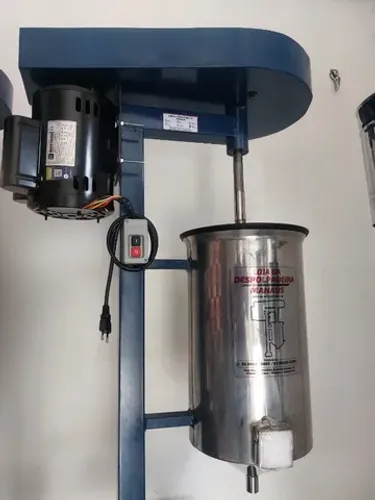 Máquina de despolpar açaí 20 litros 