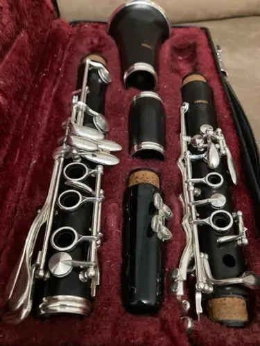Clarinete Yamaha Madeira
