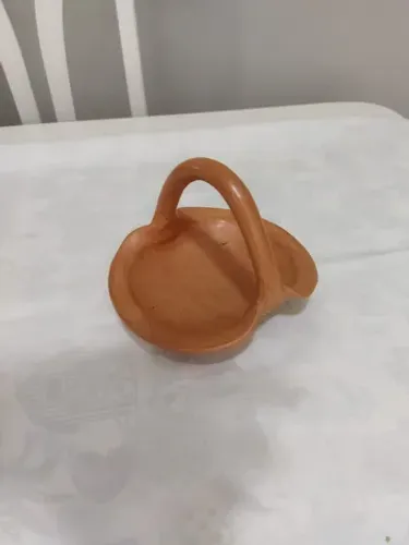 Cesta em Barro