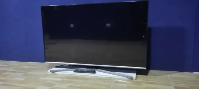 TV Samsung 48'' - UN48J5500AG para retirada de peças