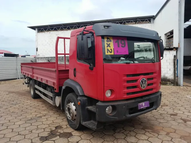Volkswagen 15.190 E Constellation 2p (diesel)(E5) 2018/2019 Vamos Seminovos Goiania