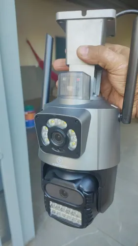 Câmera De Segurança Ip Wi-fi Hd Externa / Interna Com Sirene e alarme sonoro