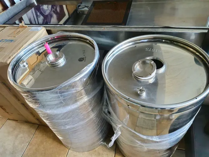 Tambor 200 litros de aço inox 304 1 unidade restante 