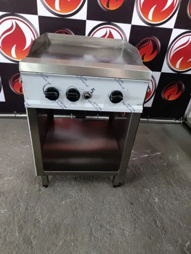 Chapa industrial com gabinete toda no aço inox nova sem uso gás deixamos no GLP ou
