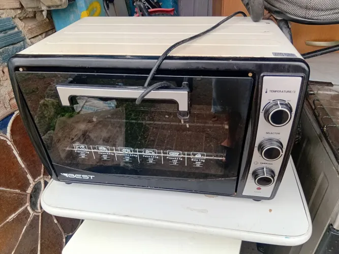 Vendo forninho em bom estado 