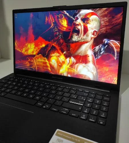 Notebook Asus Ryzen 5 7520U Radeon 610M (2 Dias de Uso Com Nota) DDR5