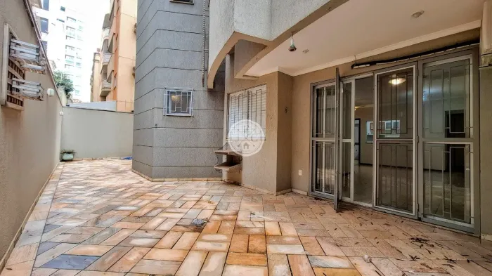 Apartamento térreo com 3 Quartos para Alugar, 104m² - Bosque das Juritis