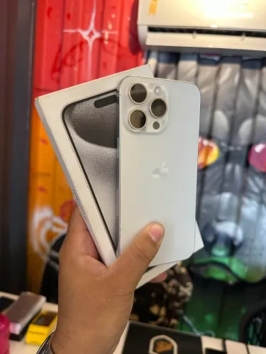 ? IPHONE 15 PRO MAX 256GB BRANCO ?