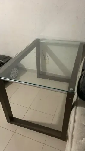 Mesa de Centro com design moderno