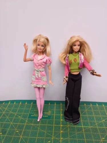 Boneca Barbie originais 1999 Mattel as duas pelo valor anunciado