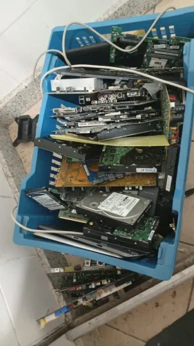 Compramos sucata de placa mãe e informática 