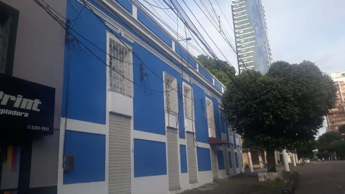 Alugo Prédio com Lojas na Rua Mundurucus 1490, Batista Campos