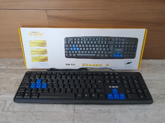 Teclado com Fio Usb Padrão ABNT2 Português