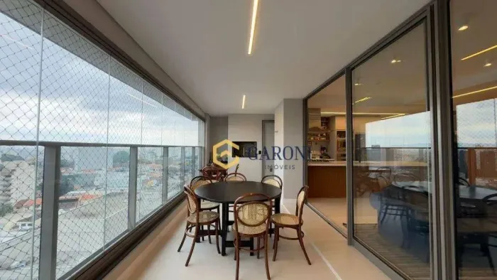 Apartamento com 4 dormitórios, sendo 3 suítes, com impecável acabamento à venda, 166 m² po