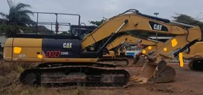 Escavadeira, britador, planta de britagem, carregadeira, trator de esteiras