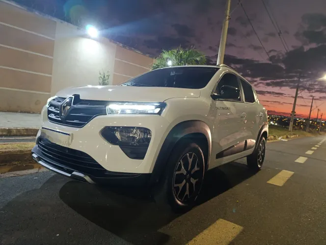 Renault Kwid Outsider 1.0 Flex 12V 5P Mec. 2024