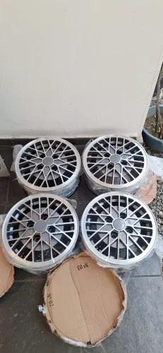 Jogo de rodas aro 13 originais Ford