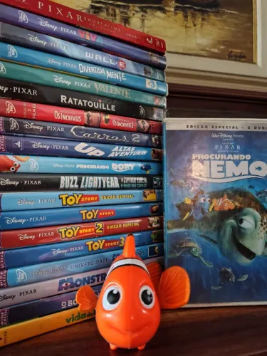 Coleção DVD Disney Pixar completa