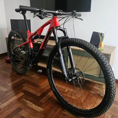 Bicicleta Caloi Elite Carbon FS