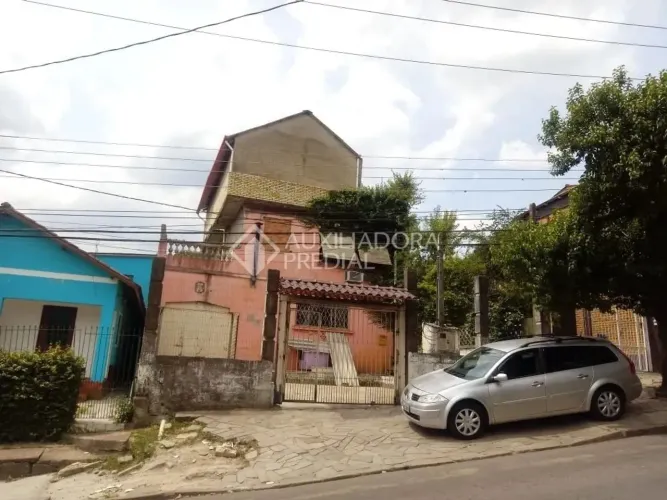 Casa no bairro Lomba do Pinheiro