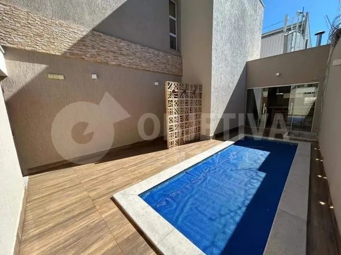 Casa em Condomínio à venda, 3 quartos, 3 suítes, 2 vagas, Village Paradiso 1 - UBERLANDIA/