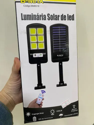 Refletor Luminária Solar LED 100w Sem Fio -Sensor de Presença e Controle Remoto - Coimbra