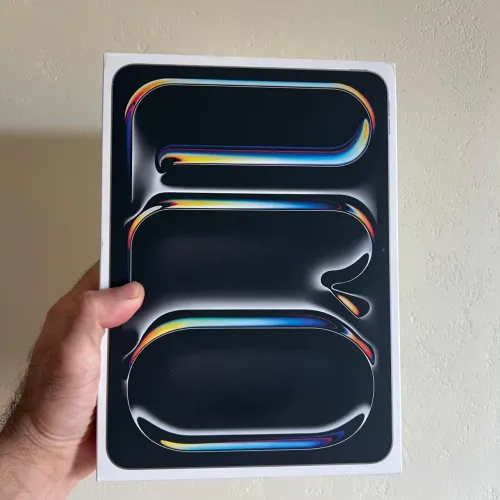iPad Pro M4 11" Wi-Fi + Cellular 5G 1TB / 16gb RAM Preto Espacial Lacrado