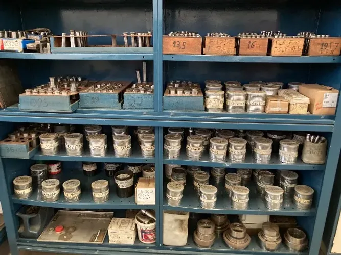 Linha de fabricação de pastilhas de alumínio para fabricação de tubos e bisnagas