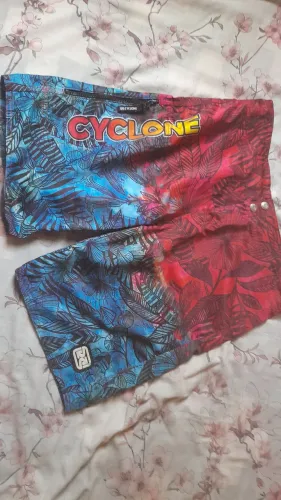 Cyclone original (tamanho 42)