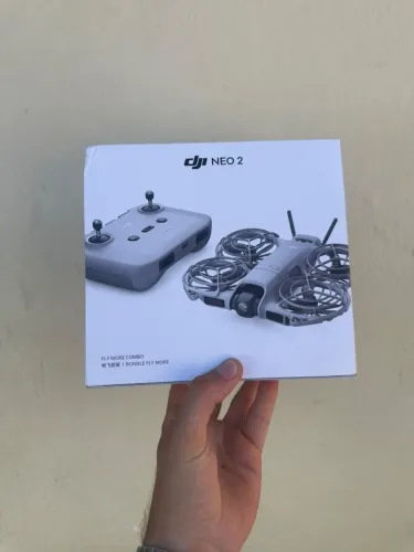 Drone DJI Neo 2 Combo Completo com Controle e 3 Baterias
