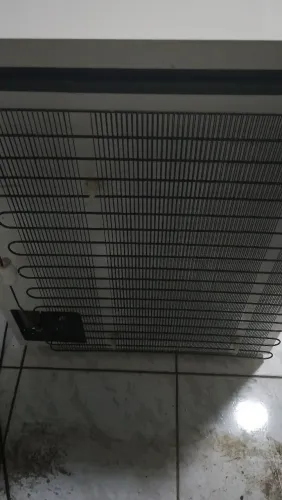 Vendo freezer horizontal Consul de 220 litros em ótimo estado de uso,, seminovo 1.800 real